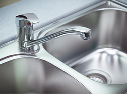 Kitchen Sink & Faucet